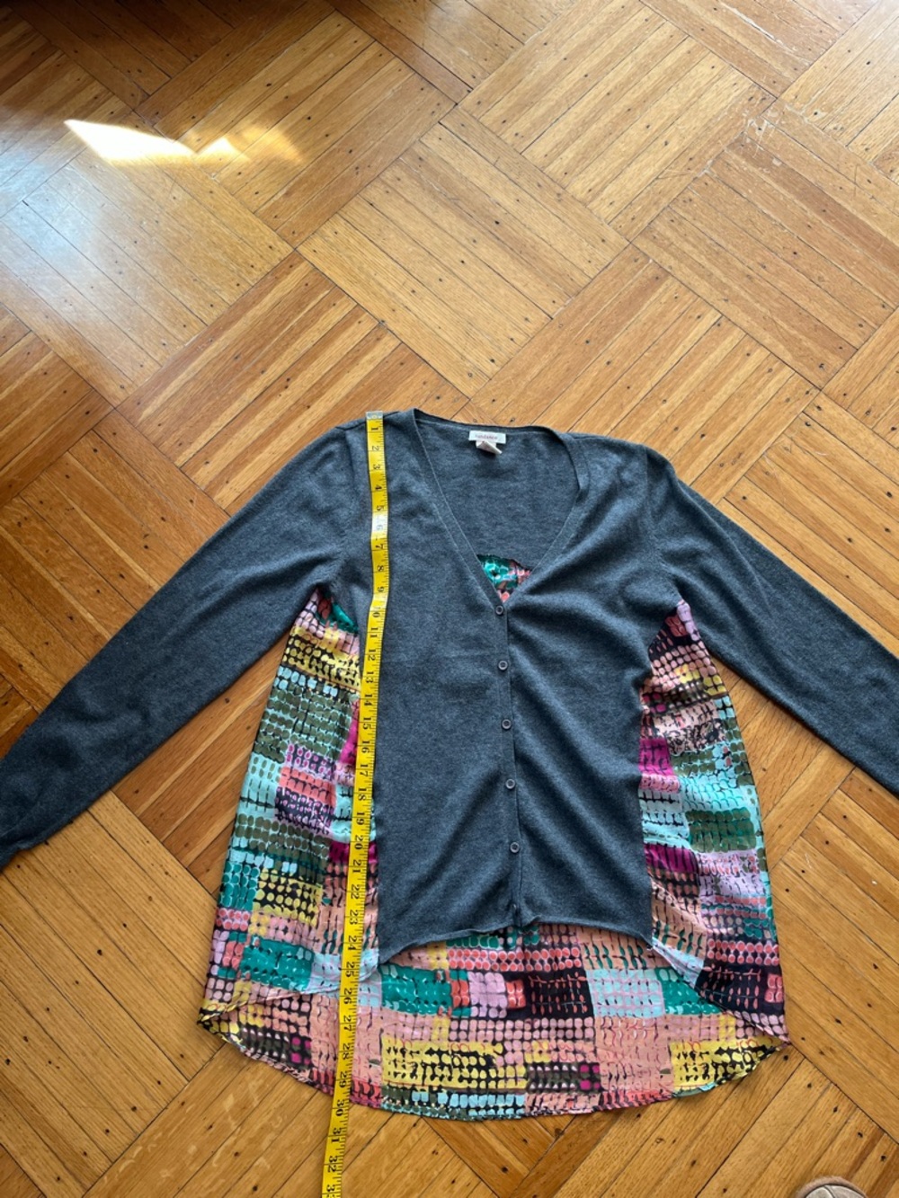 Sundance • Gray Cotton Button-Front Cardigan with Multicolor Printed Silk Back
